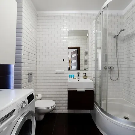 Osiedle Batorego Spacious By Bookinghost פוזנן