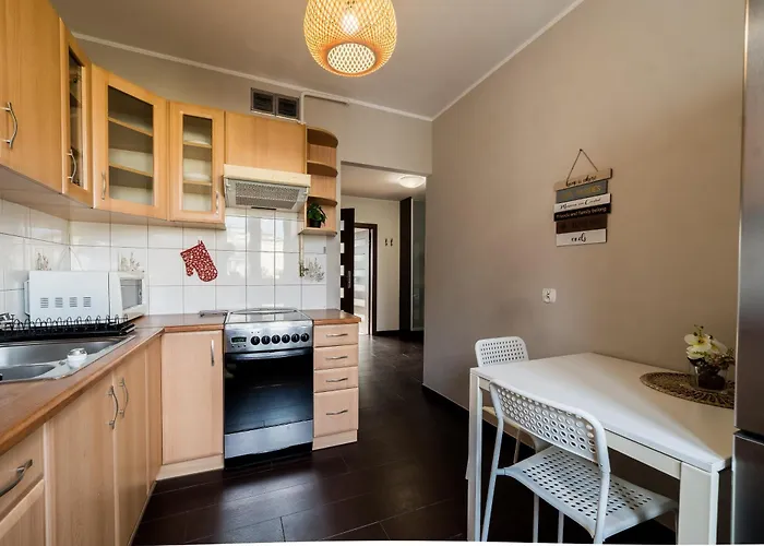 Osiedle Batorego Spacious By Bookinghost 포즈난