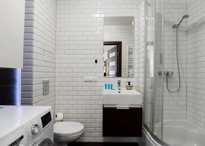 Osiedle Batorego Spacious By Bookinghost 포즈난