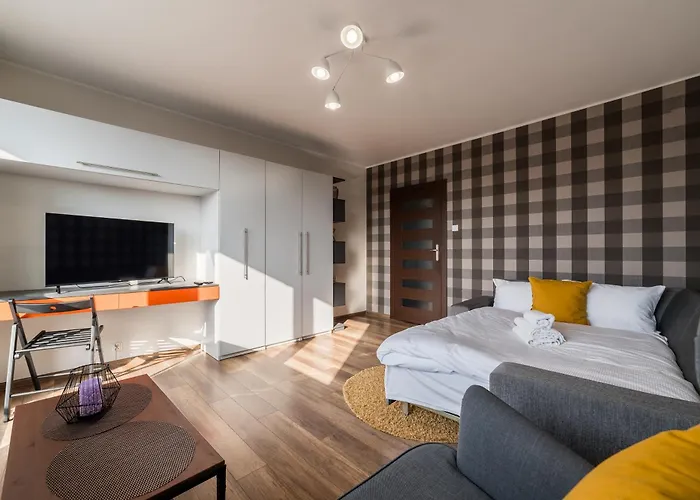 Osiedle Batorego Spacious By Bookinghost 아파트 *